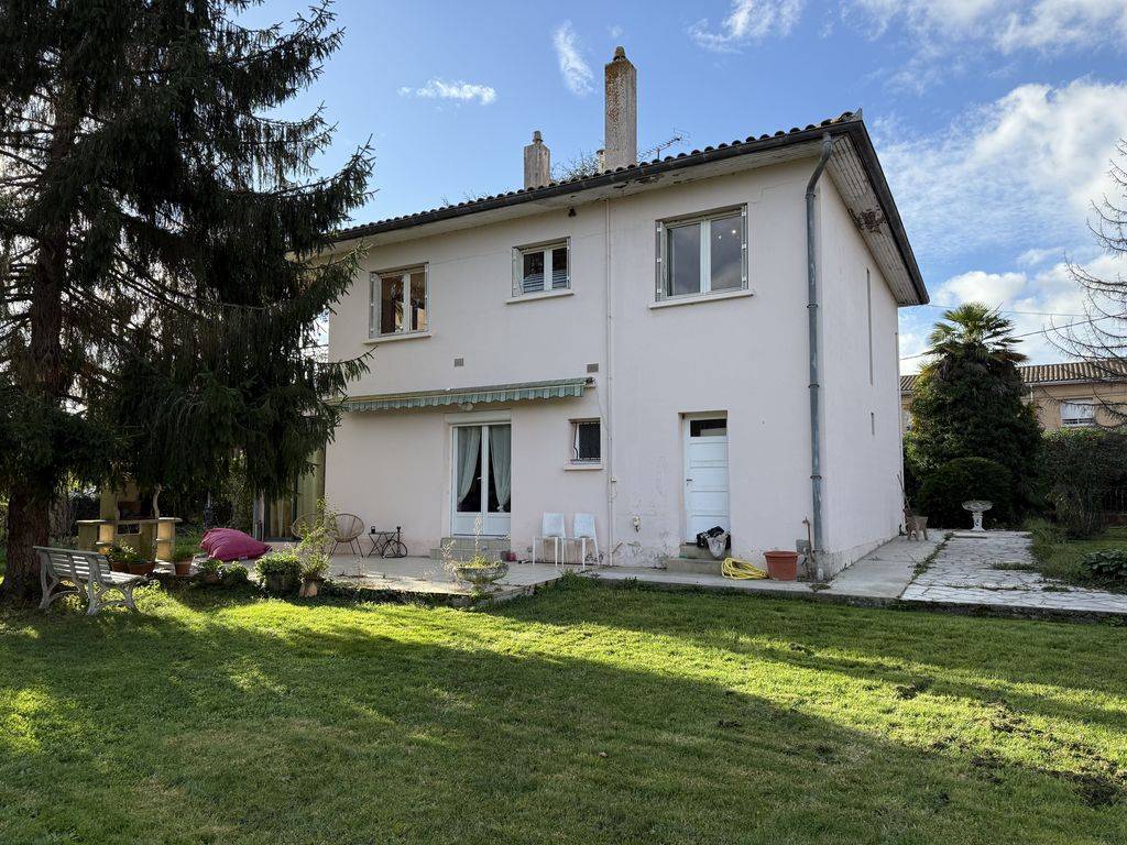 maison de construction traditionelle