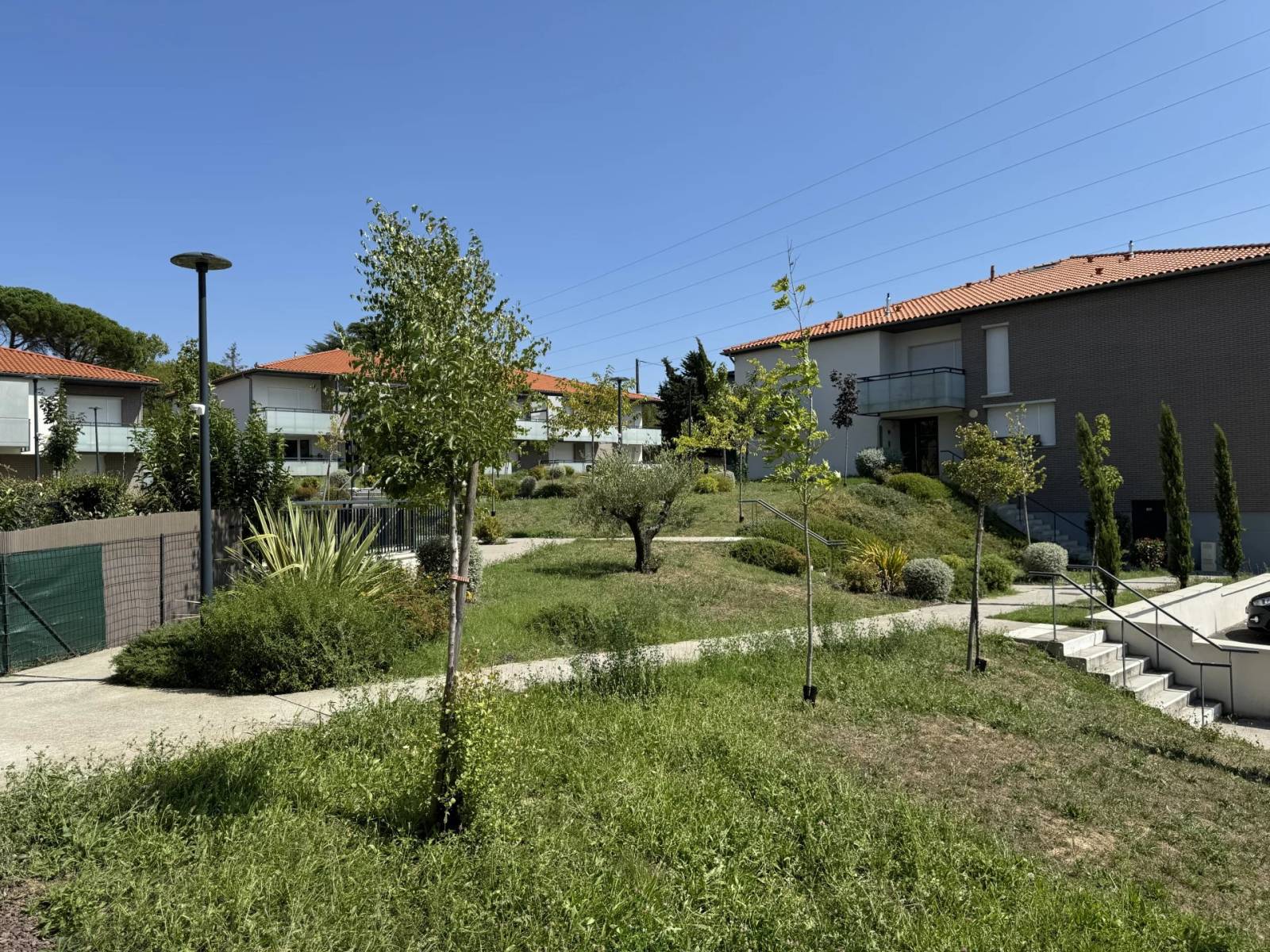 résidence récente sécurisée située à St Orens de Gameville.