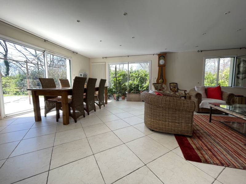 Brax en coeur de village somptueuse villa