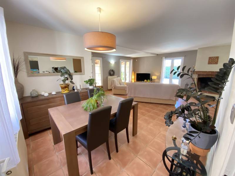 Léguevin maison familiale T6 avec piscine proche commodités au calme