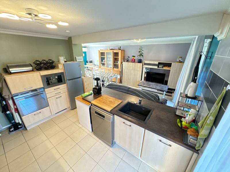 Belle cuisine équipée 