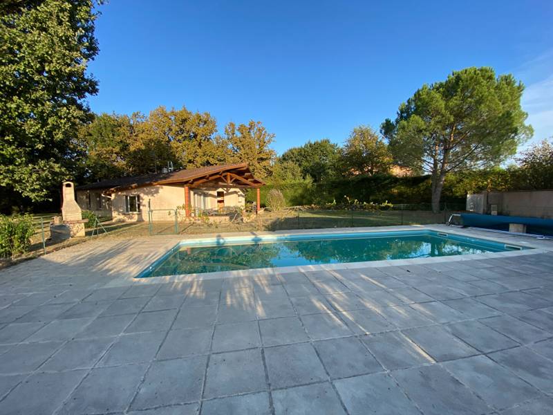 Maison avec Picine Léguevin