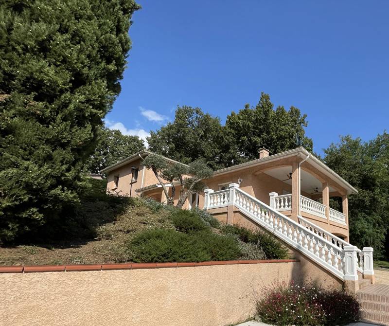 LEGUEVIN maison au calme 