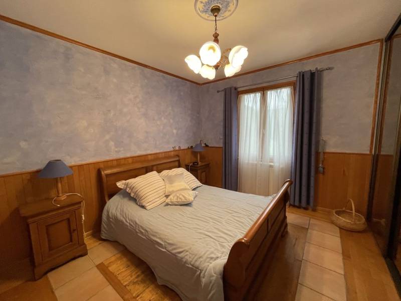 Leguevin Exclusivité charmante maison en fond d'impasse à l'abri des regards sur parc arboré env. 2500 m²