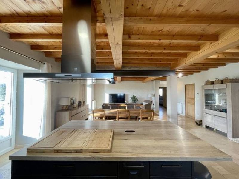 Belle cuisine équipée 