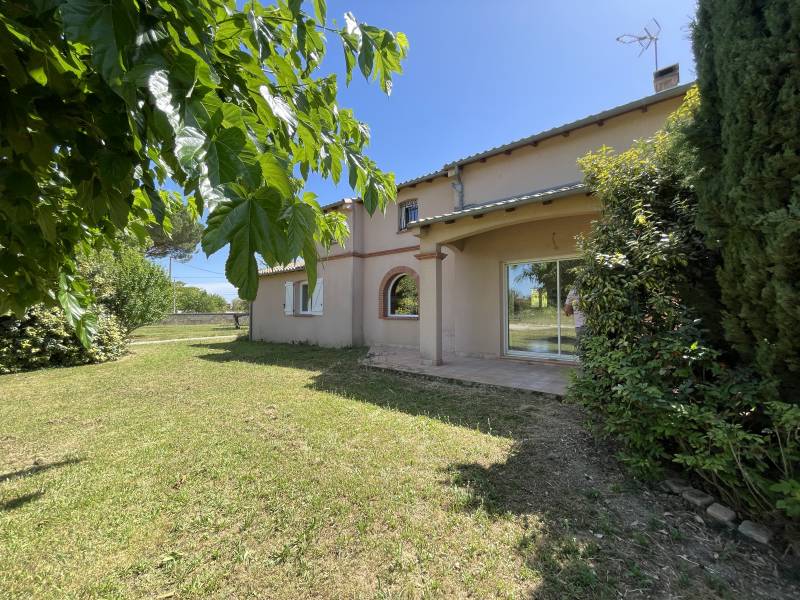 Brax proche Pibrac belle maison dans environnement arboré de 1300 m²