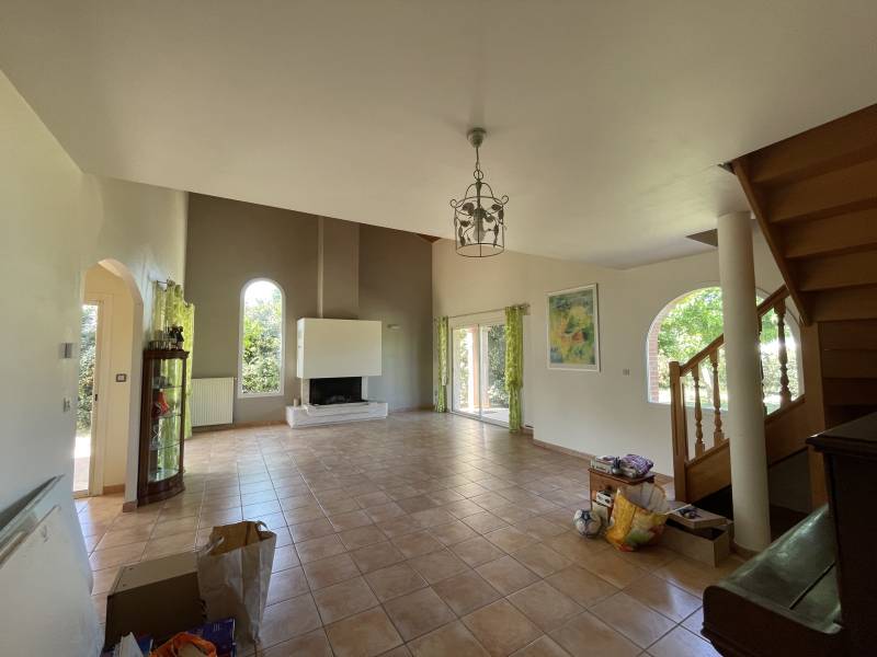 Brax proche Pibrac belle maison dans environnement arboré de 1300 m²
