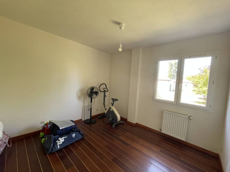 Brax proche Pibrac belle maison dans environnement arboré de 1300 m²