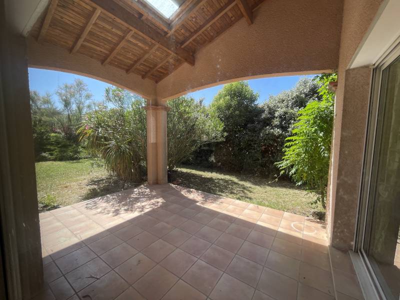 Brax proche Pibrac belle maison dans environnement arboré de 1300 m²