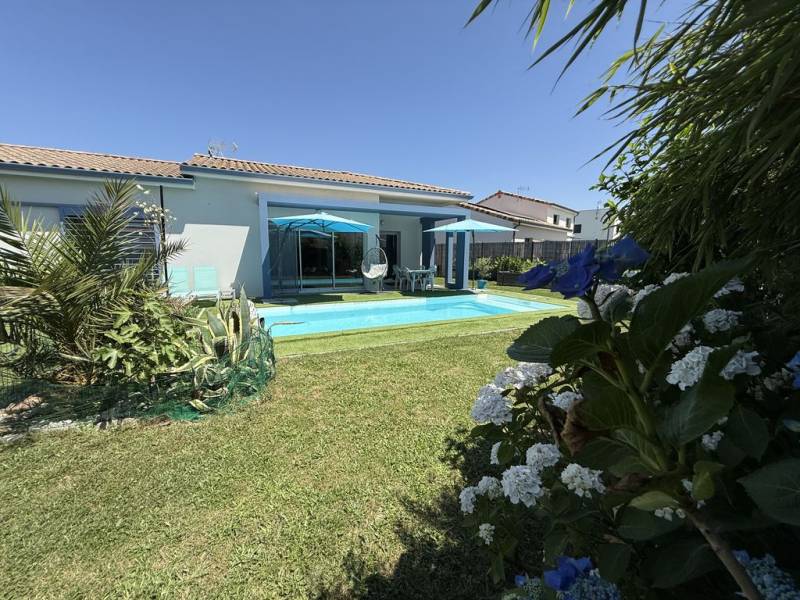 Cornebarrieu charmante maison avec beaux volumes sur parcelle de plus de 665 m² en Haute Garonne Occitanie