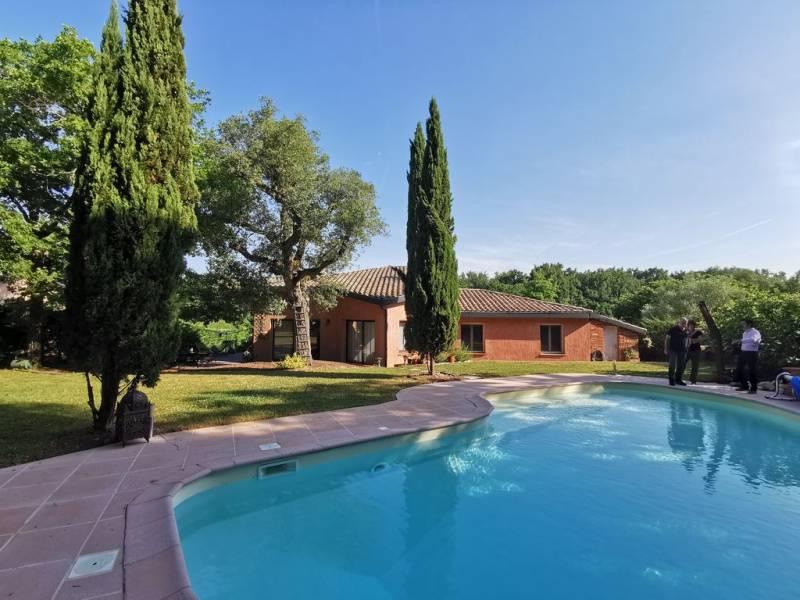 Pibrac Haute Garonne Grande maison avec piscine sur 1400 m² dans quartier résidentiel Occitanie