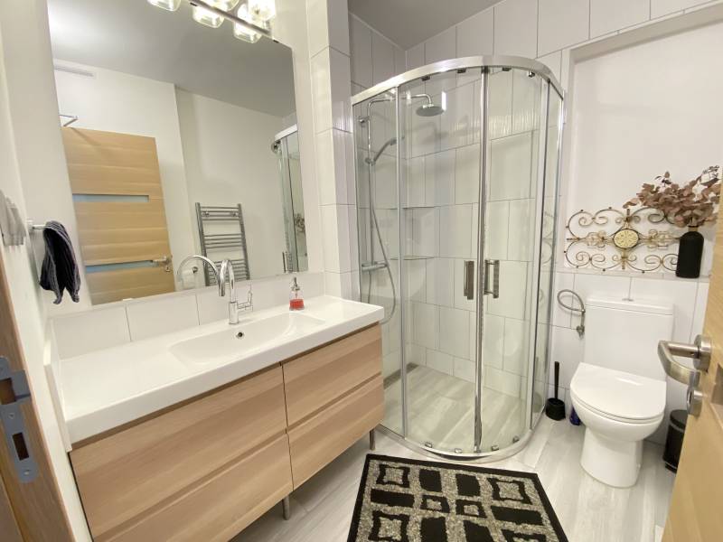 Salle de bain moderne 