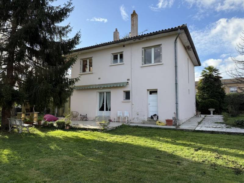 maison de construction traditionelle