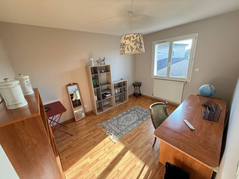 PIBRAC maison mitoyenne de 15 m² avec 4 chambres  construction 2006 Haute garonne 15 mns Toulouse centre idéal premier achat