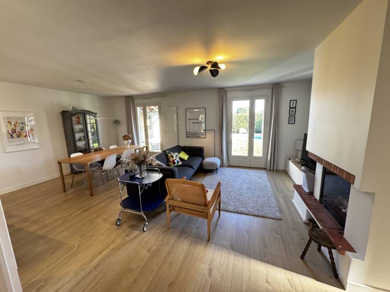 PIBRAC Maison de plain pied avec piscine proche des écoles du Bois de la Barthe à pied