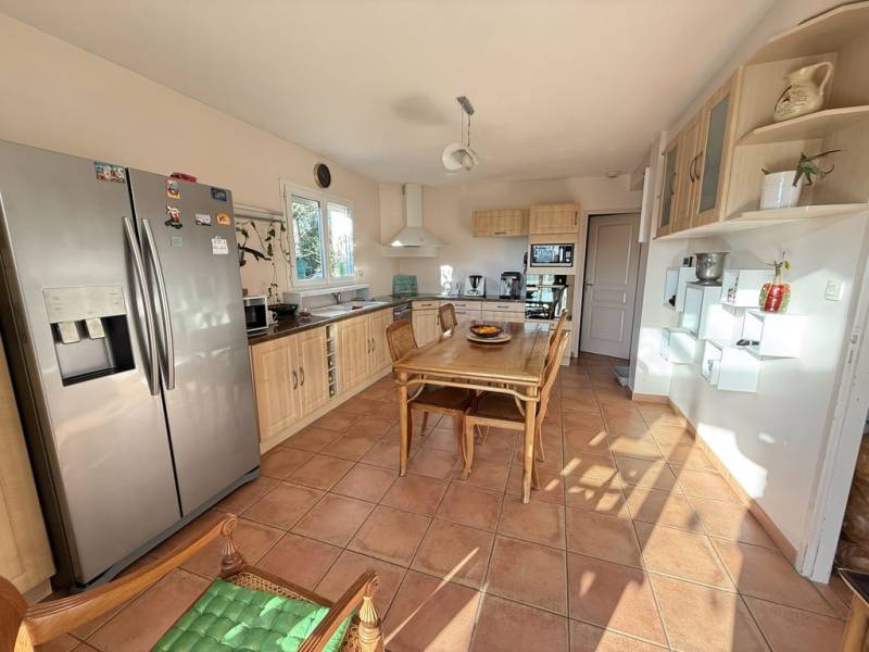 Exclusivité Pibrac Grande maison de plus de 165 m²  avec potentiel dans un environnement boisé de plus de 4000 m².