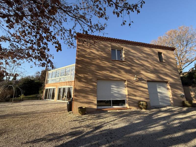 Exclusivité Pibrac Grande maison de plus de 165 m²  avec potentiel dans un environnement boisé de plus de 4000 m².