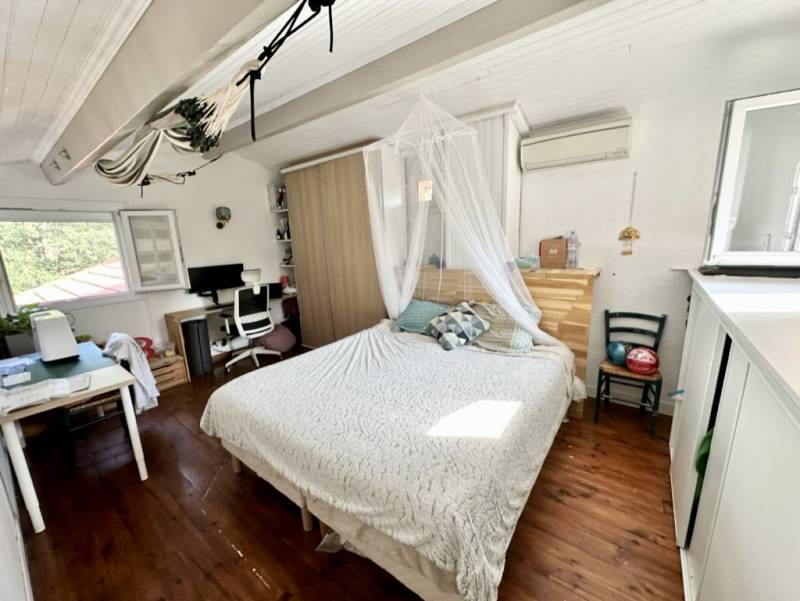 LE CASTERA - 5 mns LEVIGNAC - maison rénovée environnement champêtre