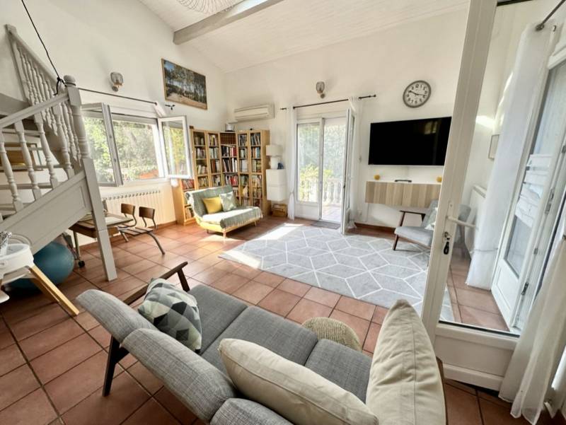 LE CASTERA - 5 mns LEVIGNAC - maison rénovée environnement champêtre