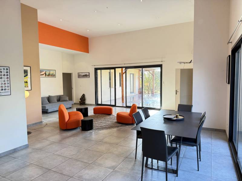 EXCLUSIVITE BRAX Belle et grande maison d'architecte au calme