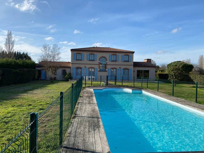 Brax Maison de maître 235 m² avec grand terrain paysager de 2500 m² avec piscine