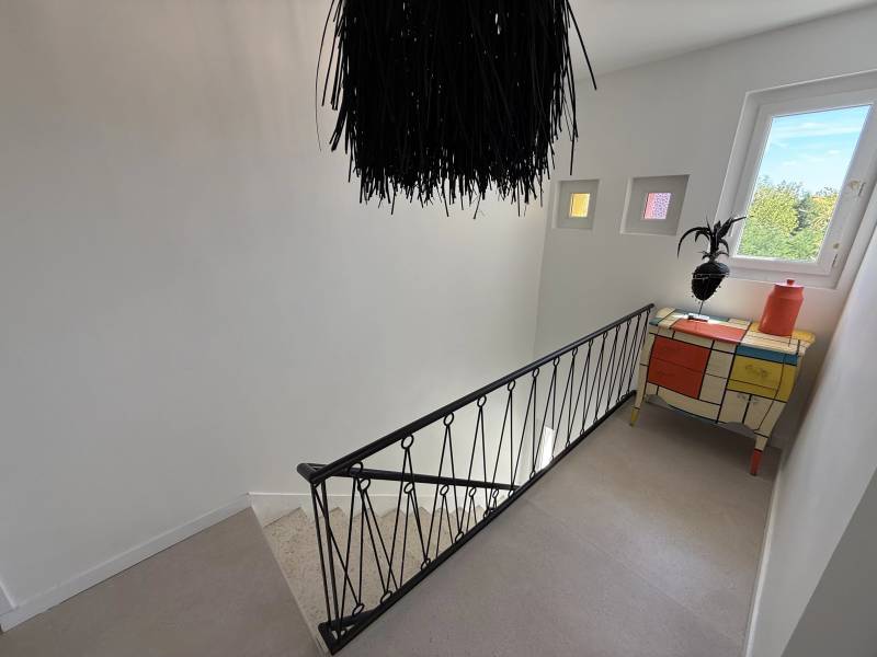 Brax proche Pibrac Maison Contemporaine lumineuse avec piscine sur  un terrain de