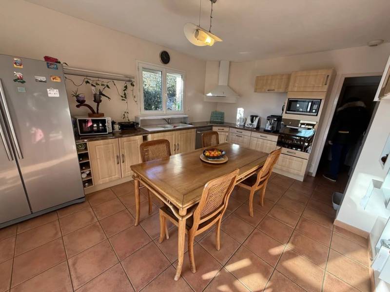 Exclusivité Pibrac Grande maison de plus de 165 m²  avec potentiel dans un environnement boisé de plus de 4000 m².