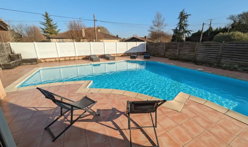 piscine sur terrain de 1500 m²