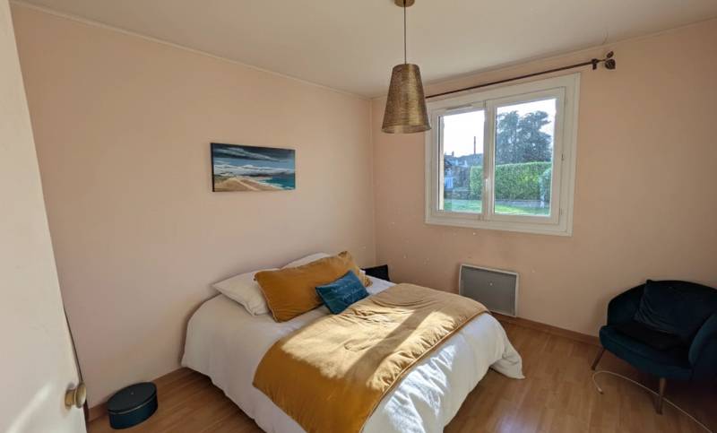 chambre 2 avec parquet