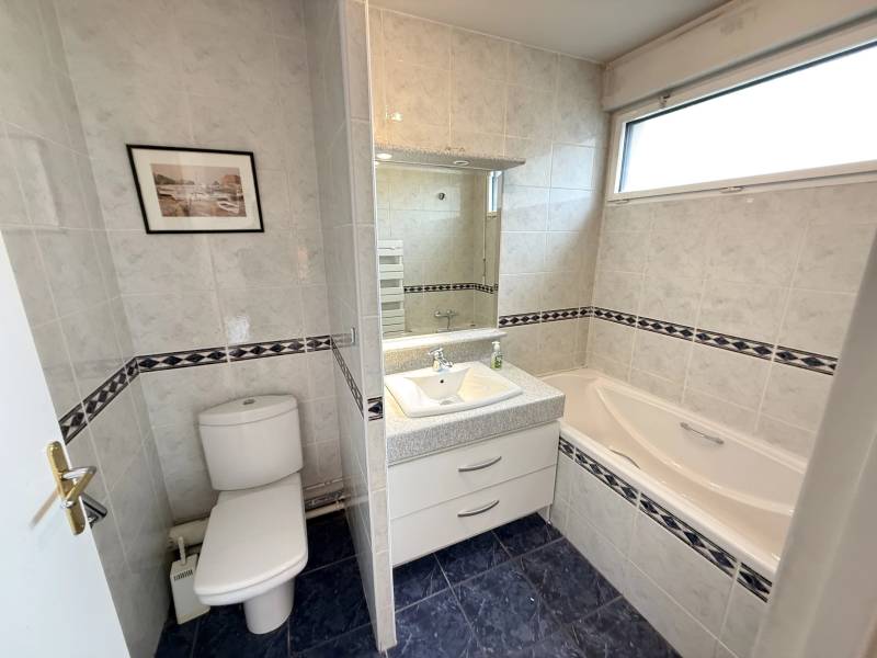 TOULOUSE BAZACLE - appartement T4 Exceptionnel  A quelques minutes de la place St Pierre