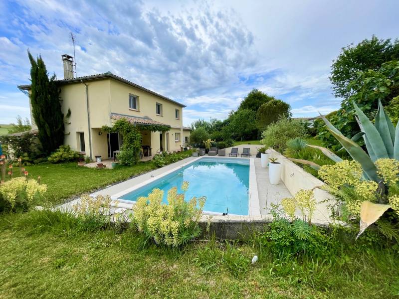 Magnifique villa dans un environnement de premier choix