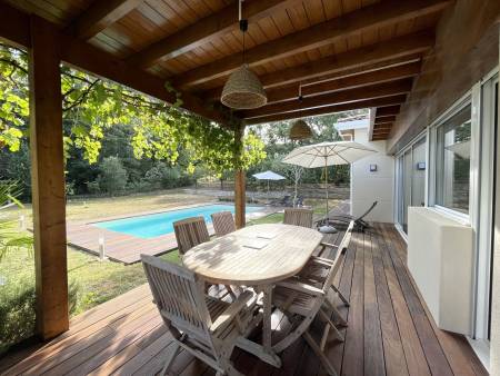 Notre zone d'activité pour ce service Transaction immobilière de maison haut de gamme avec expertise en estimation et accompagnement juridique à