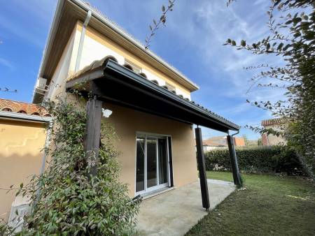Notre zone d'activité pour ce service Achat en viager libre ou occupé de maisons modernes et familiales avec rente viagère avantageuse dans la région de